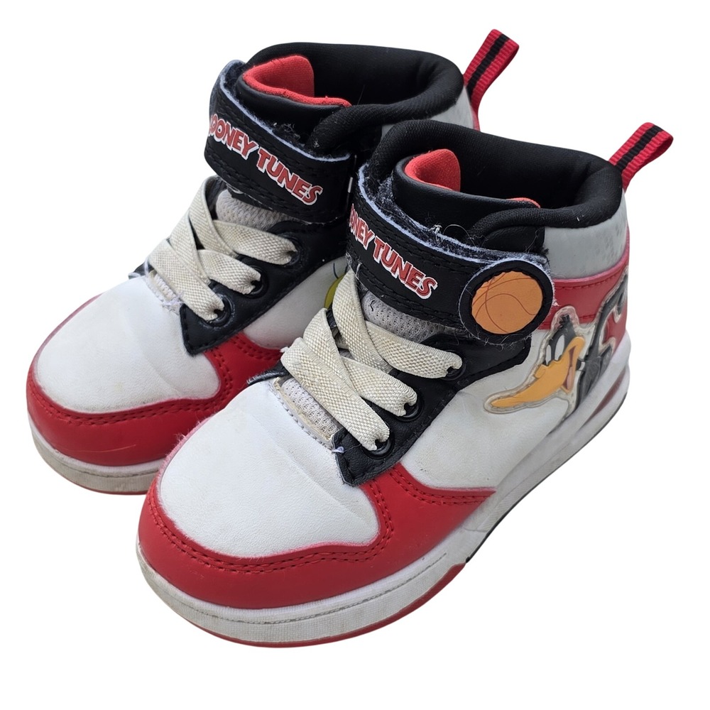 Looney Tunes Bugs, Tweety, Daffy, Martian Toddler High-Top Tennis Shoes, Size 7